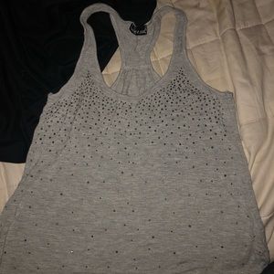 Grey tank top